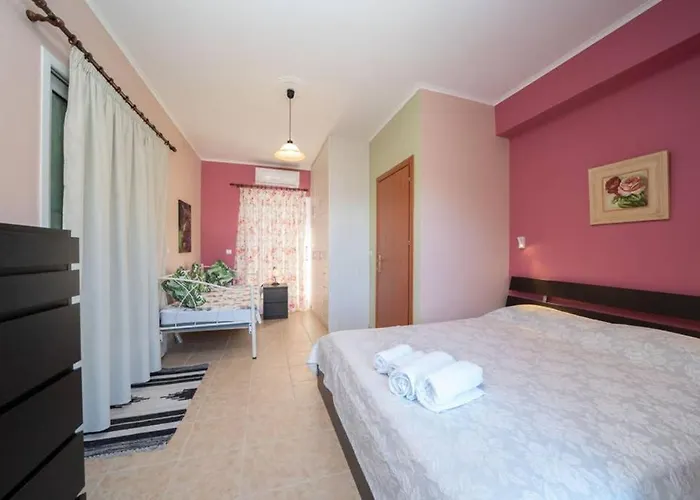 Hara Feriehus Agia Efimia