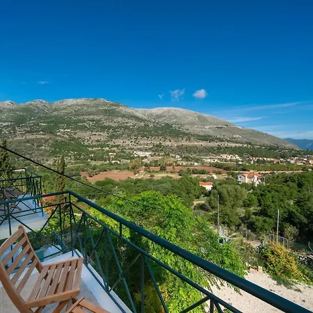 Hara Ferienhaus Agia Efimia